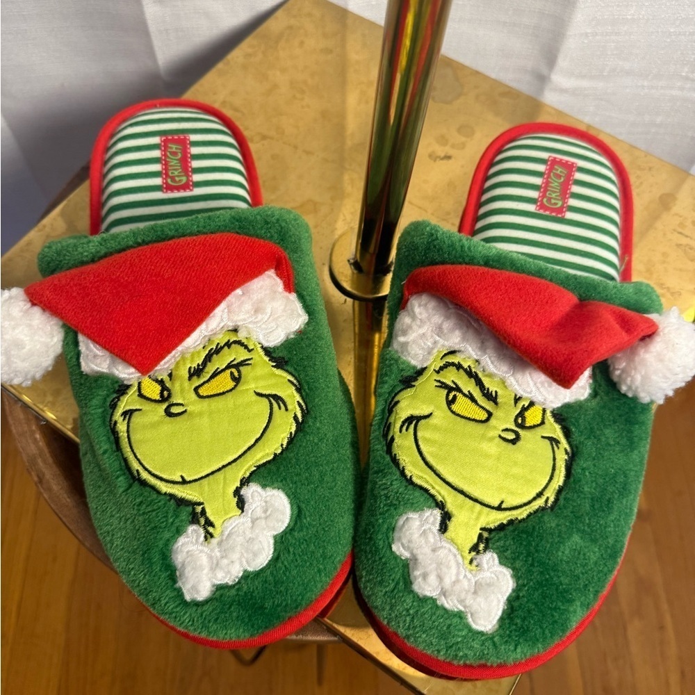 Christmas Grinch Green and Red Men's Slip-On Loafers - Picture 3 of 4